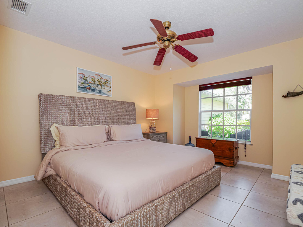 559 6th Street - Photo 30