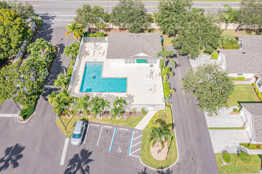 559 6th Street - Photo 44