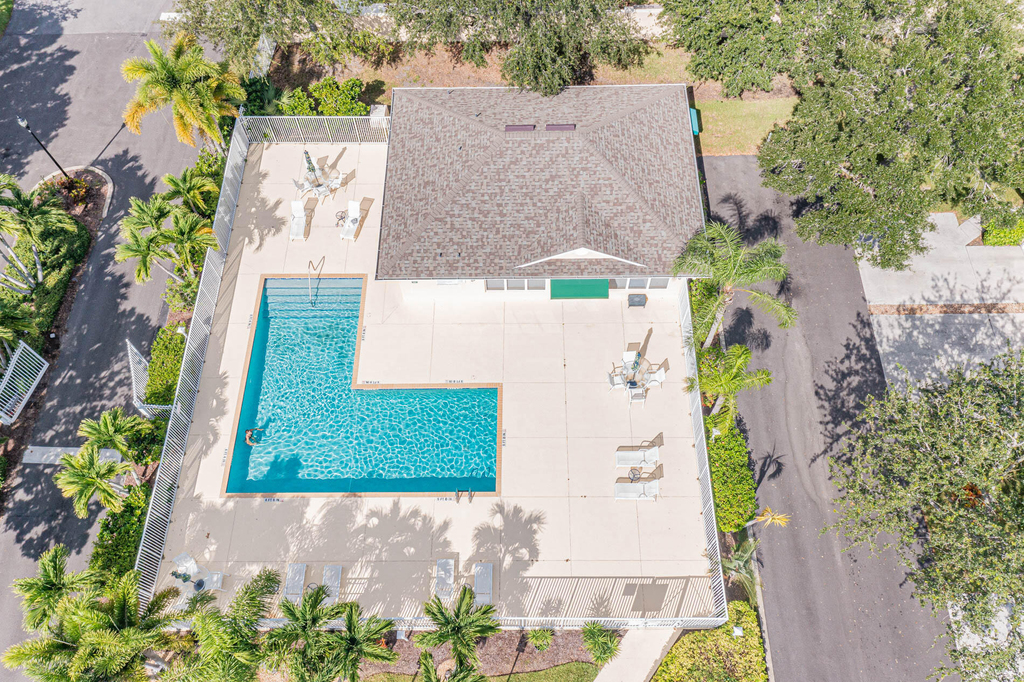 559 6th Street - Photo 43