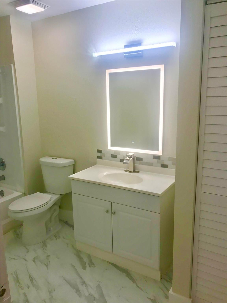 8121 Sw 21st Court - Photo 10