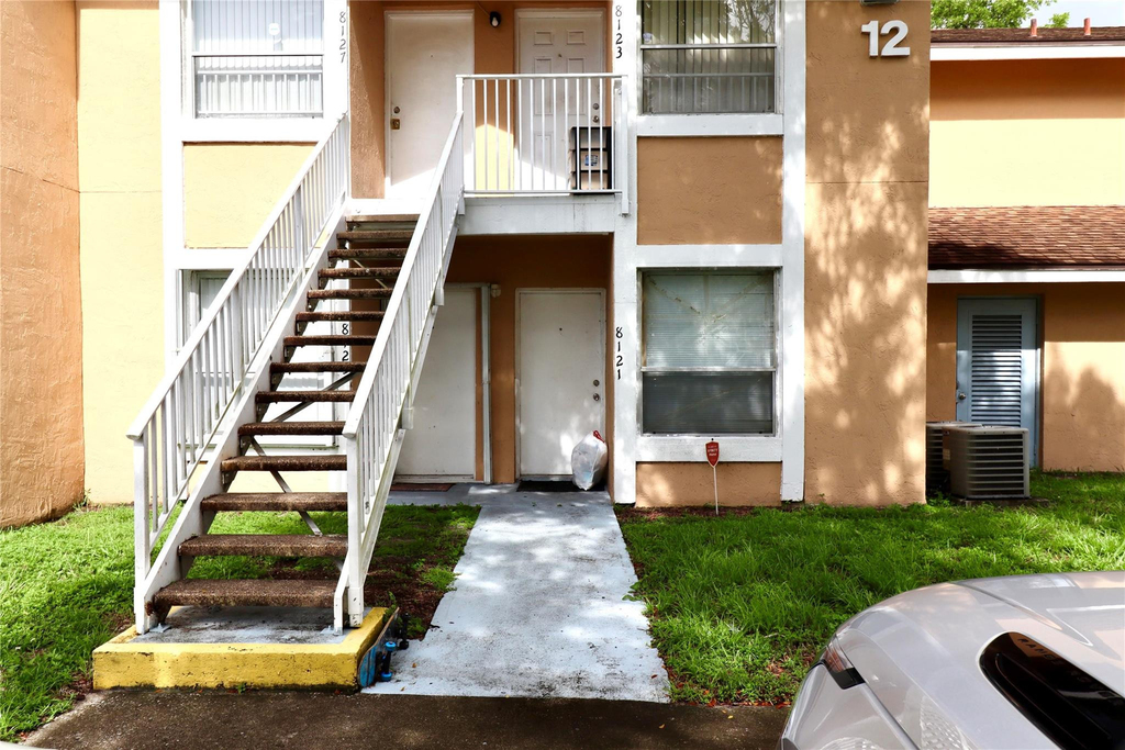 8121 Sw 21st Court - Photo 26