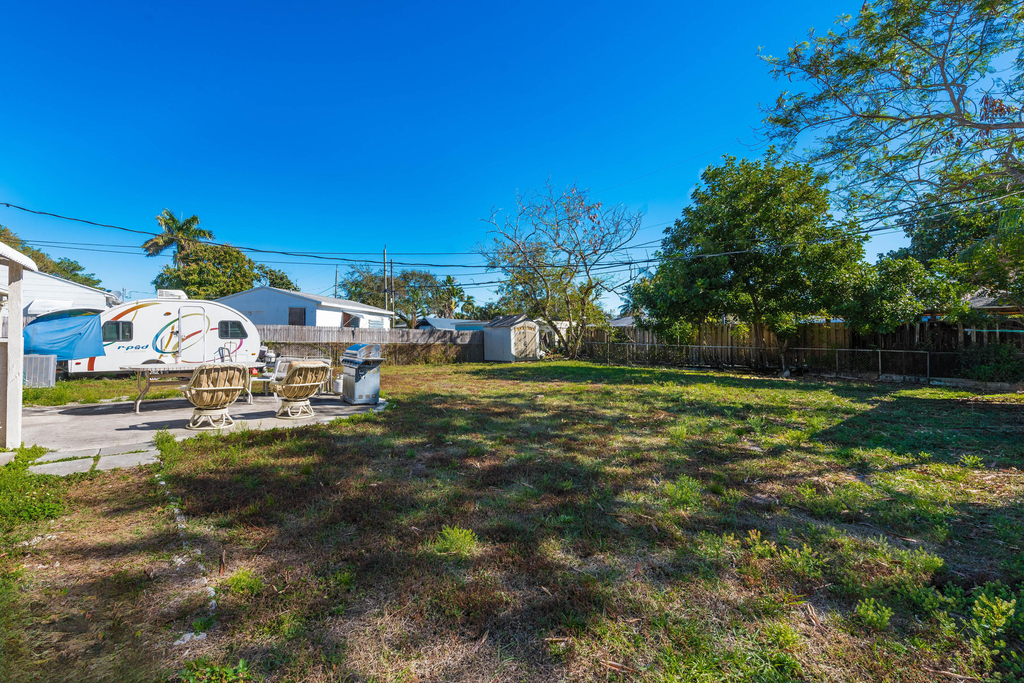 3914 Serubi Avenue - Photo 14