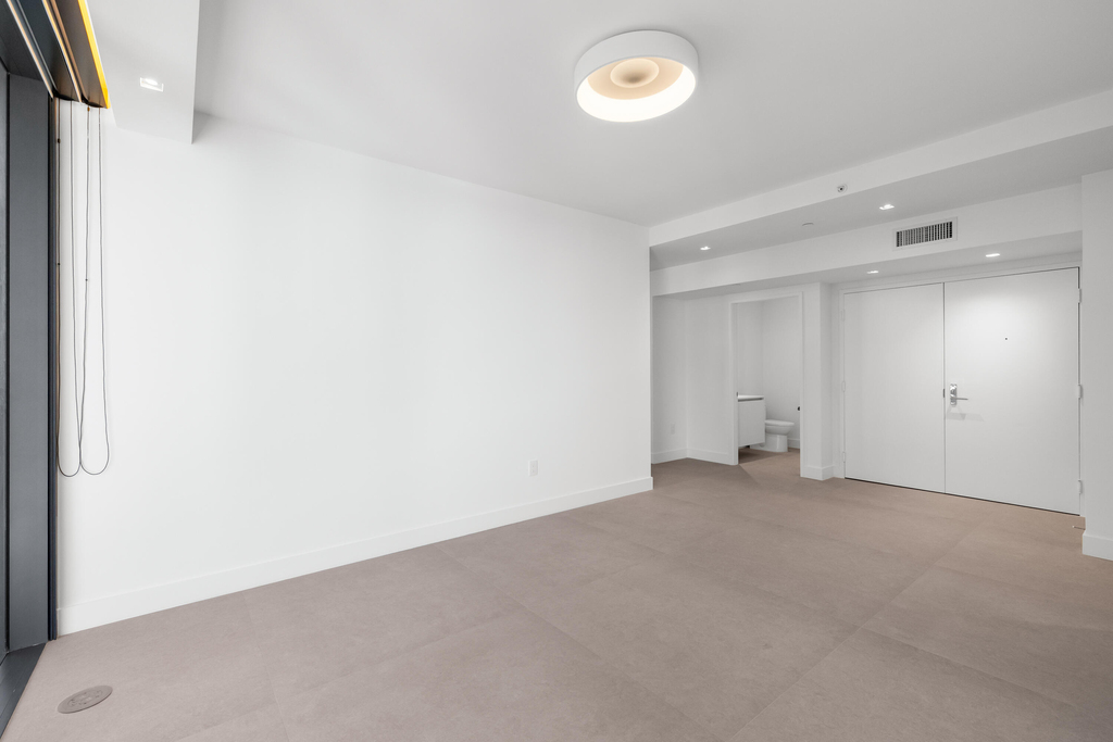 700 Ne 24th Street - Photo 3
