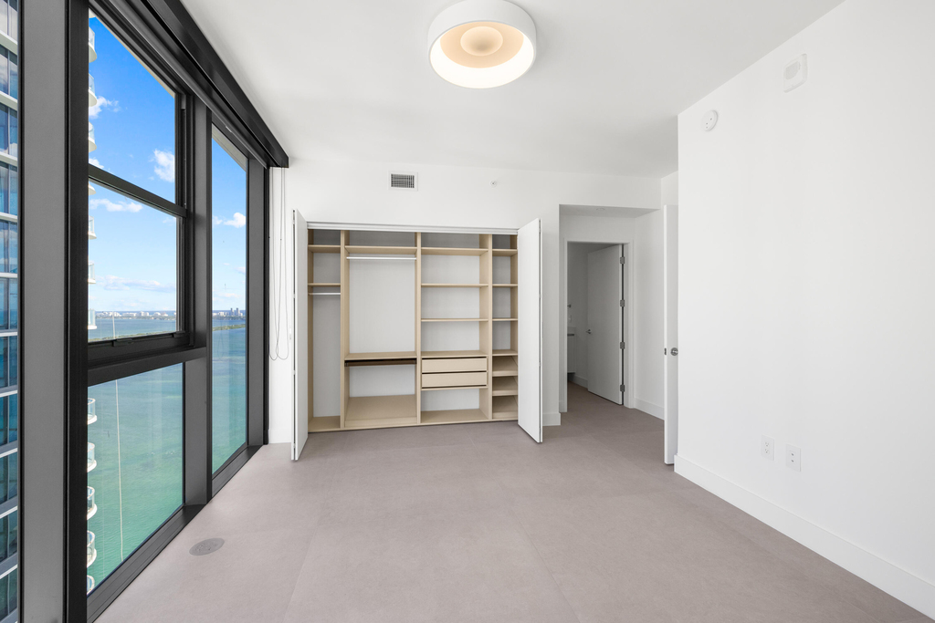 700 Ne 24th Street - Photo 45