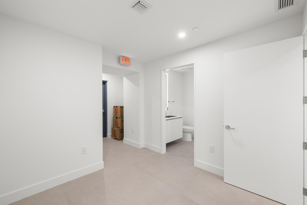700 Ne 24th Street - Photo 40