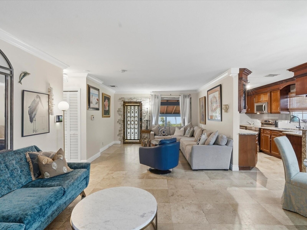 707 Sw 3rd Avenue - Photo 11