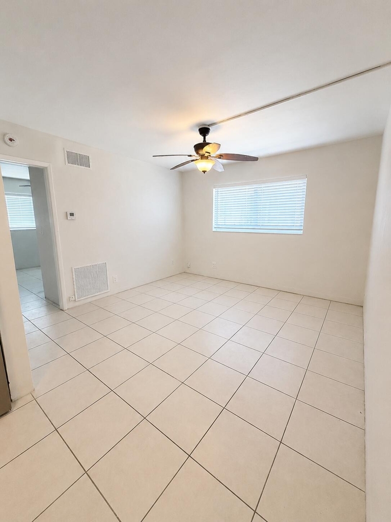 5141 Ne 18th Avenue - Photo 2