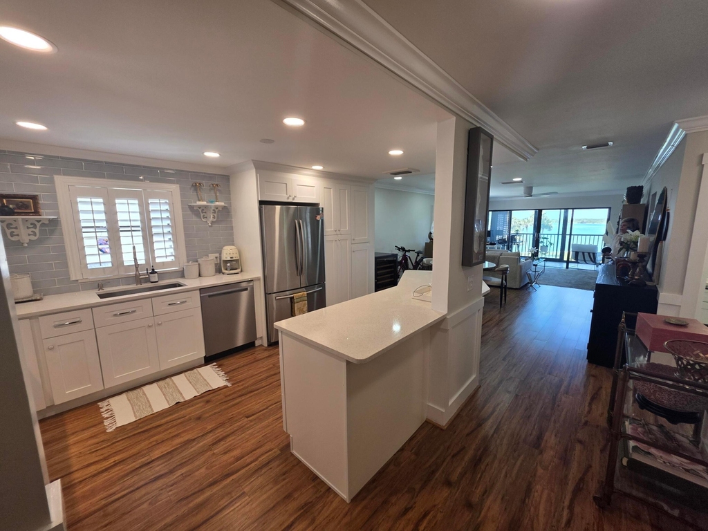 200 Intracoastal - Photo 3