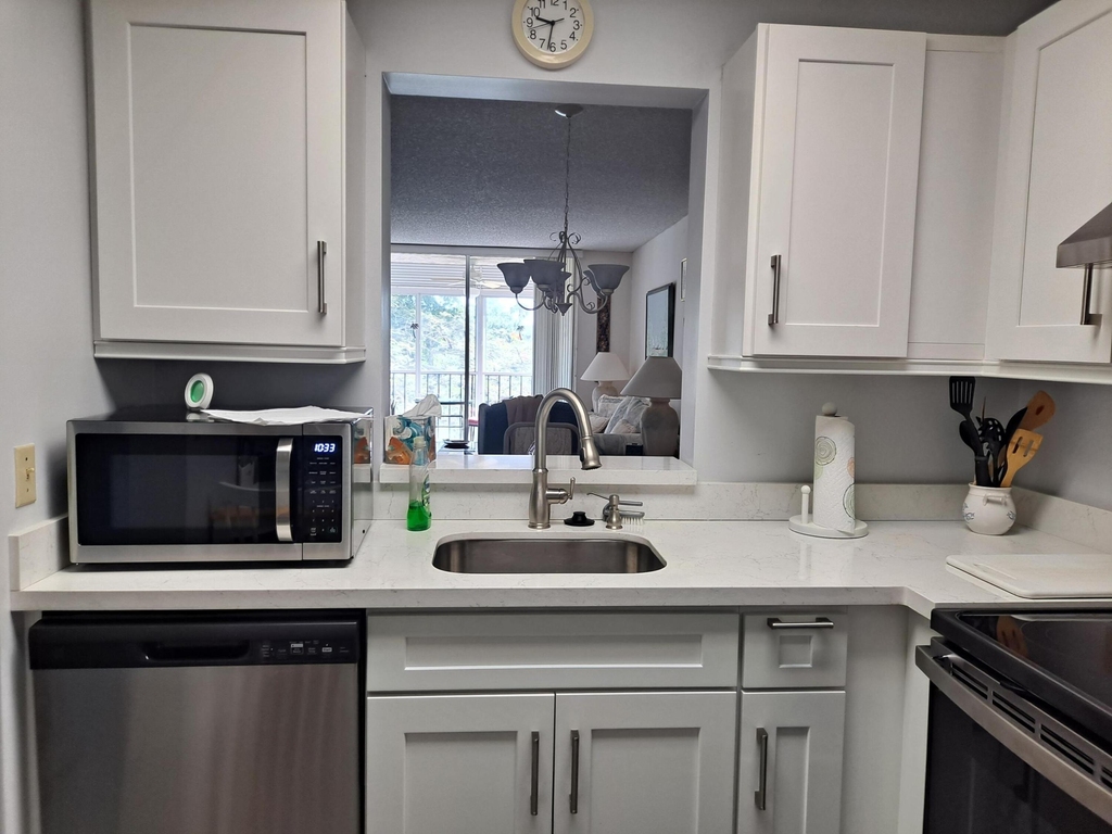 6795 Huntington 405 Lane - Photo 9