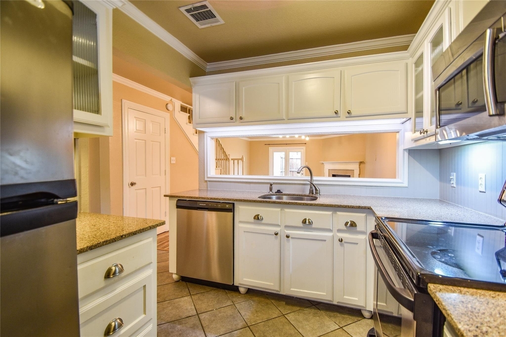 87 Winchester Drive - Photo 6
