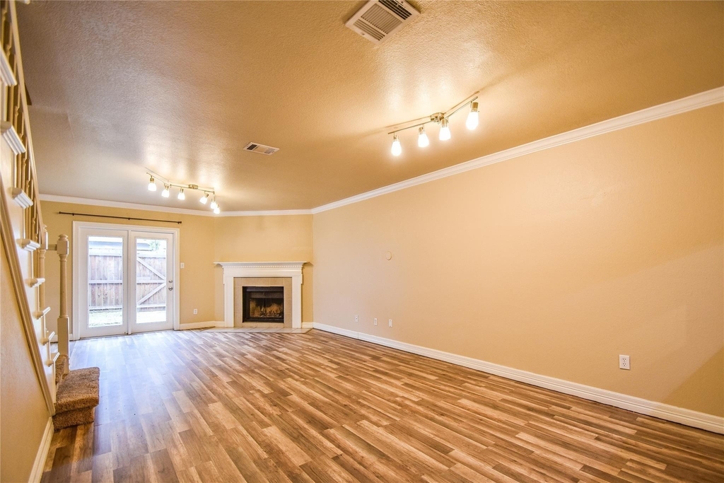87 Winchester Drive - Photo 7