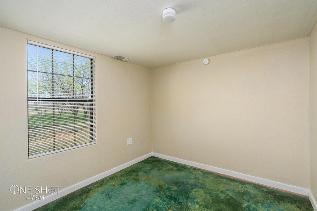 542 Mccartney Lane - Photo 19