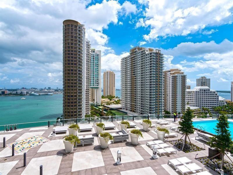 465 Brickell Avenue - Photo 2