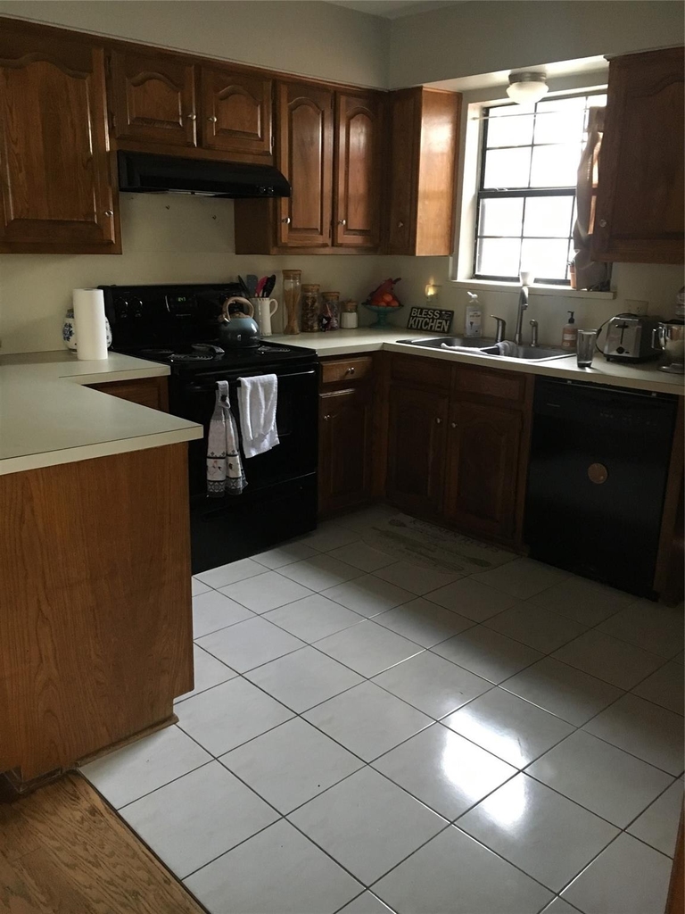 518 S Alabama Street - Photo 2