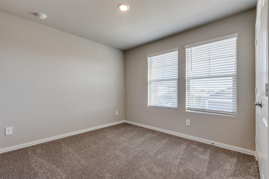 204 Travine Drive - Photo 16