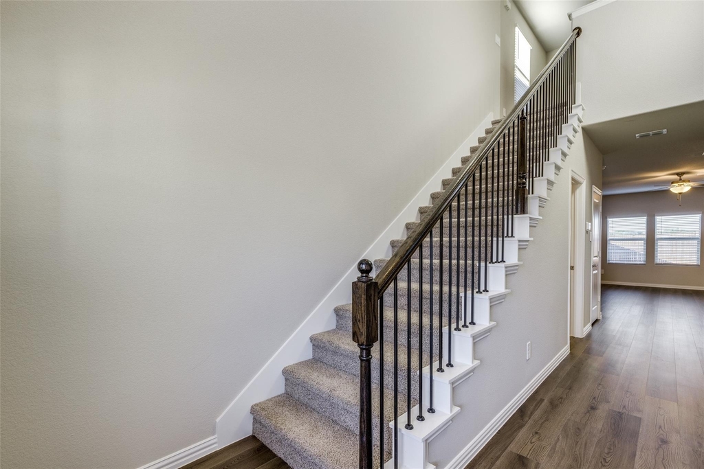 204 Travine Drive - Photo 4