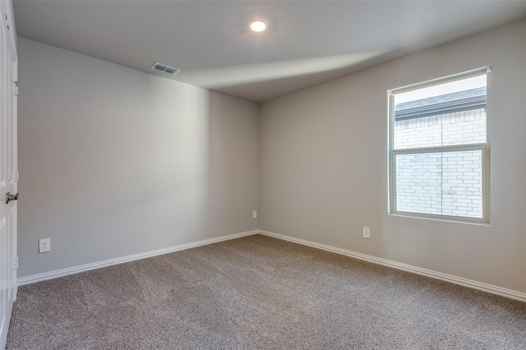 204 Travine Drive - Photo 19