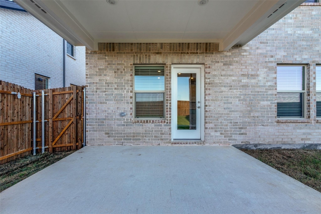 204 Travine Drive - Photo 23
