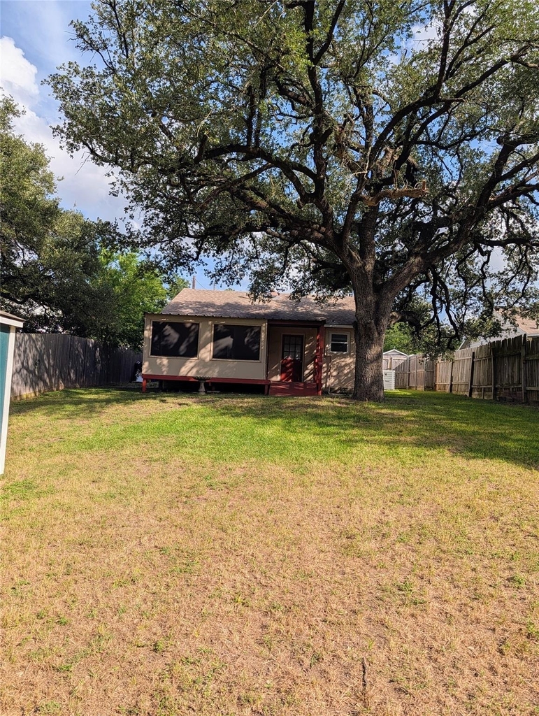 1701 Meridian Avenue - Photo 0