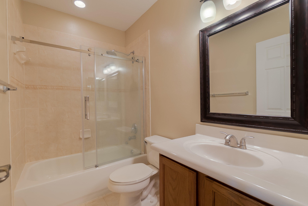 2146 Oakmont Drive - Photo 18
