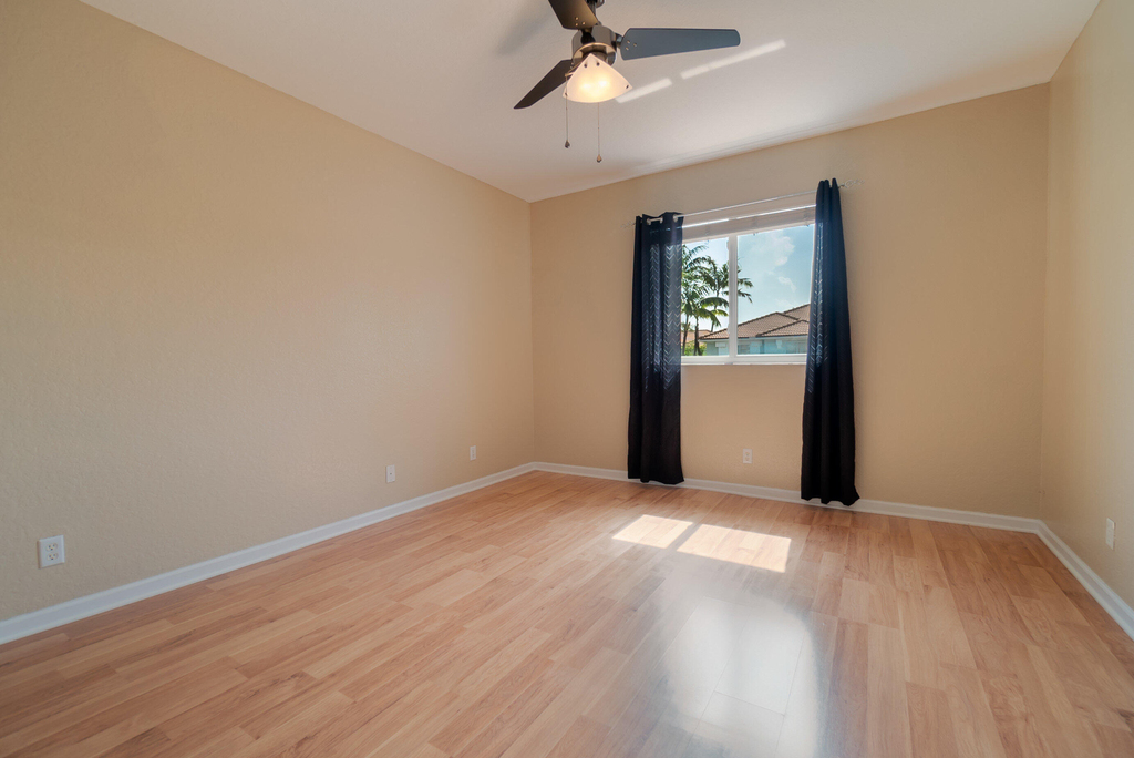 2146 Oakmont Drive - Photo 13