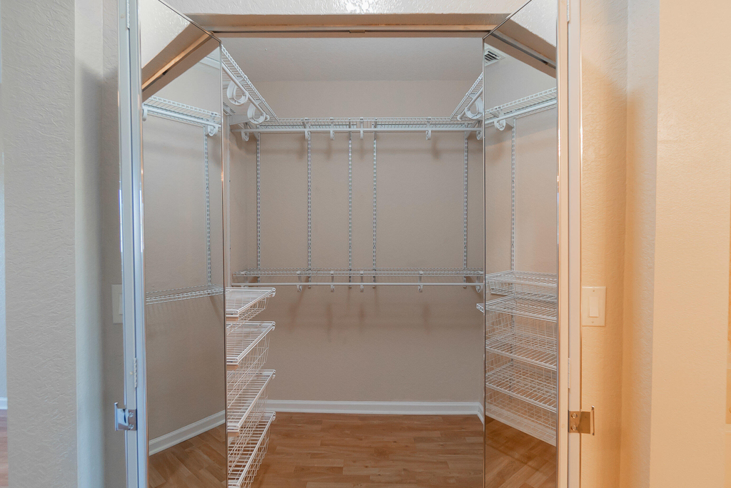 2146 Oakmont Drive - Photo 17