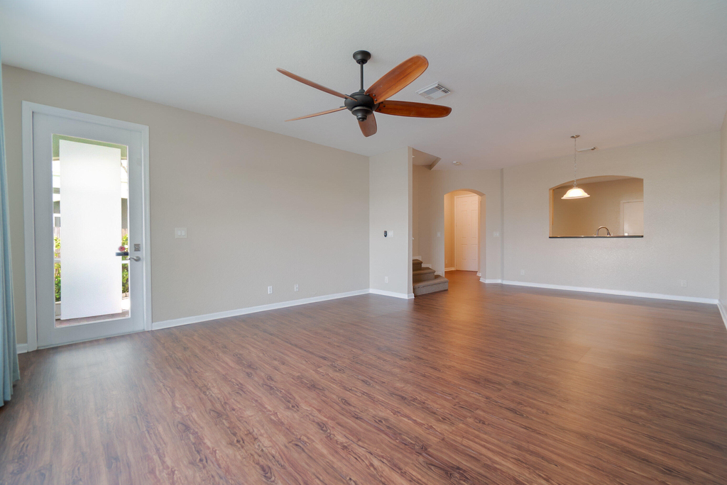 2146 Oakmont Drive - Photo 10
