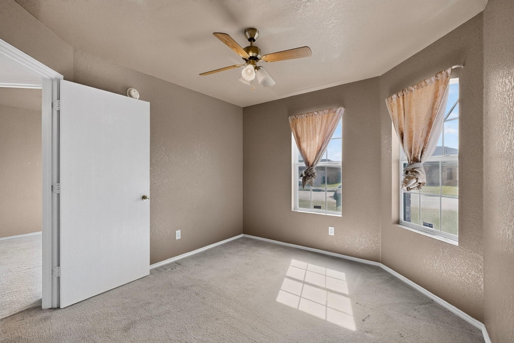 5201 Holster Drive - Photo 15