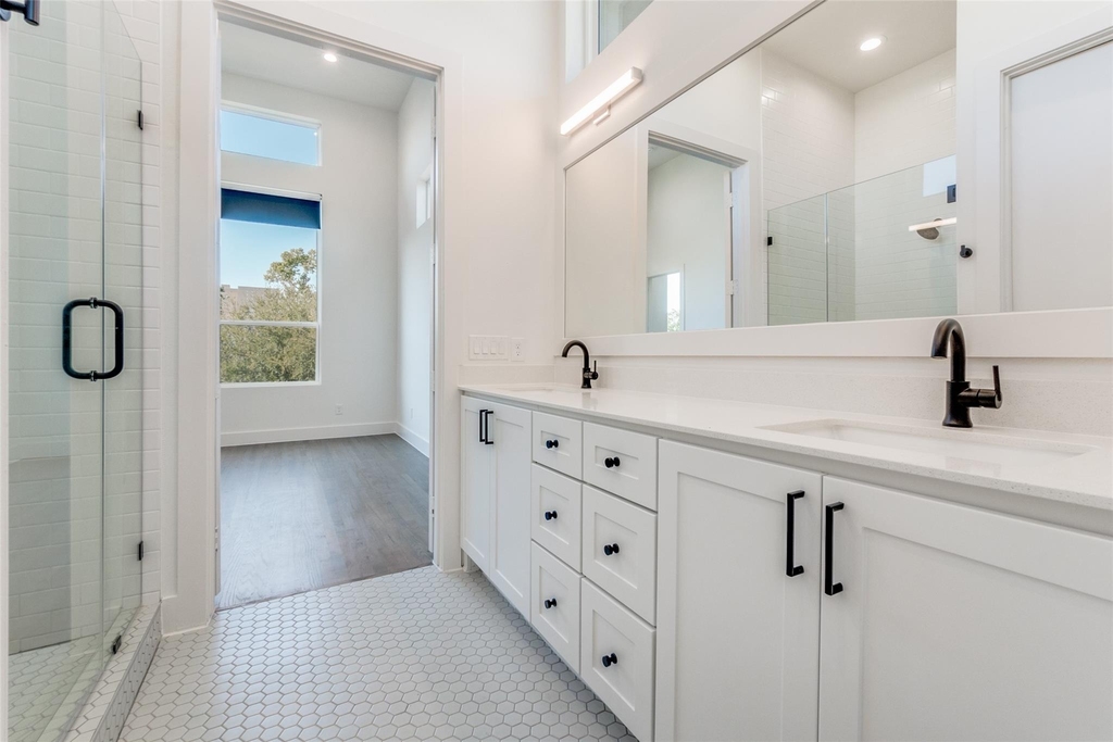 4718 Bryan Street - Photo 8