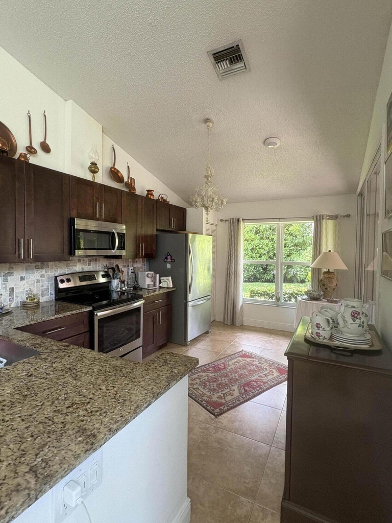 1604 Rosewood Way - Photo 21