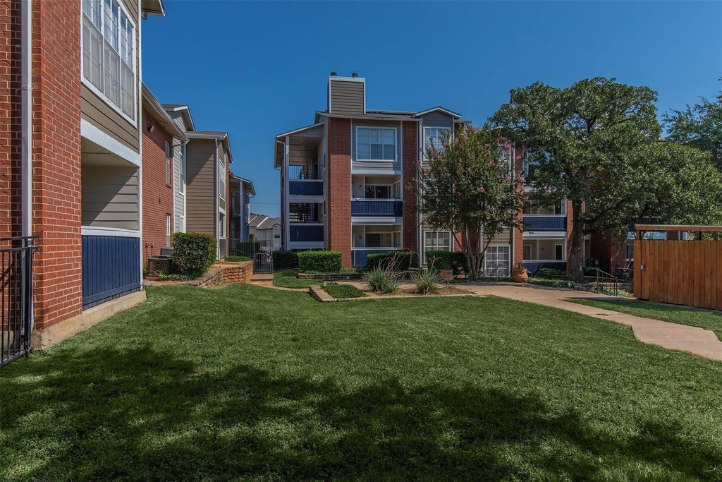 1826 Esters Road - Photo 37