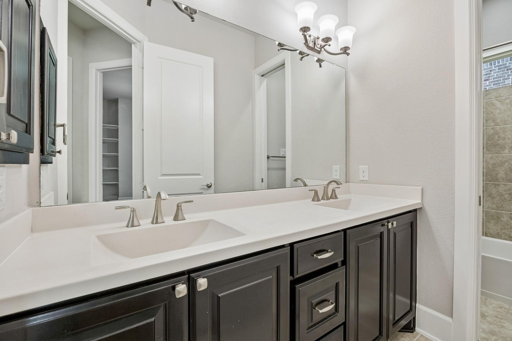 4550 Honeyvine Lane - Photo 15