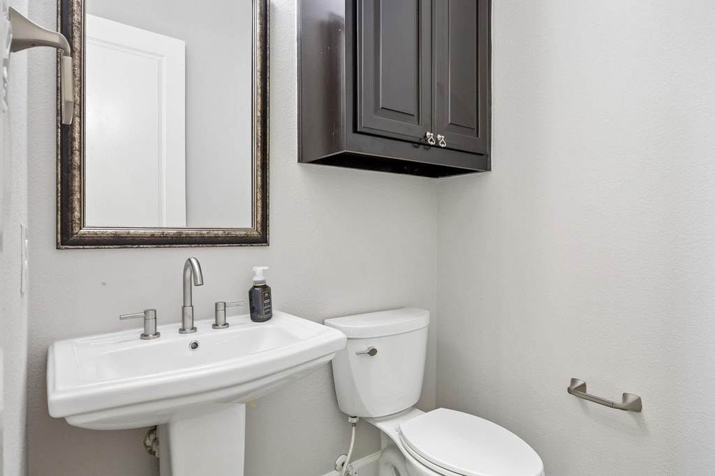 4550 Honeyvine Lane - Photo 23