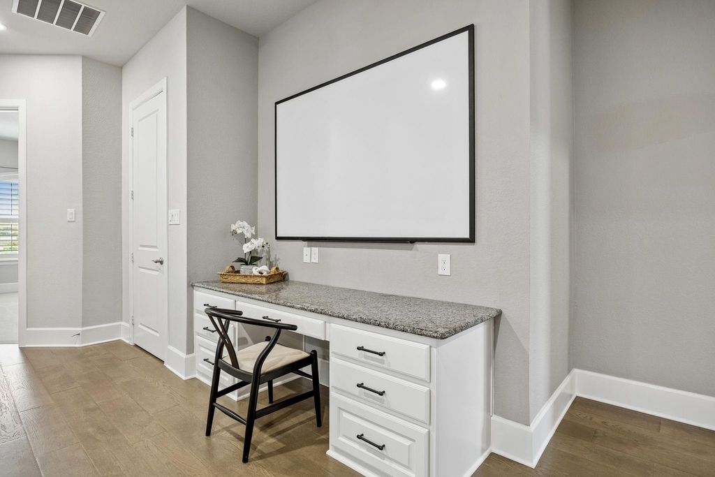 4550 Honeyvine Lane - Photo 18