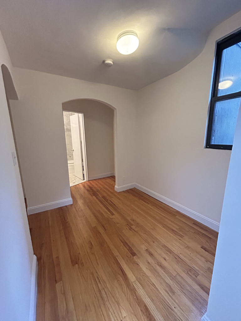 130 East 24th Street - Photo 1