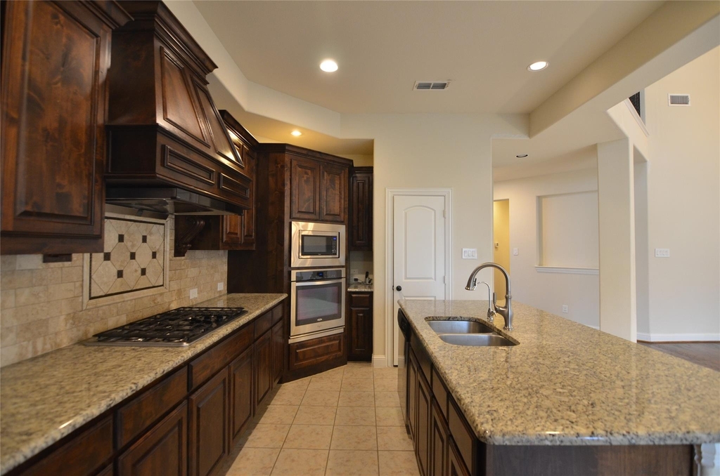 700 Addie Lane - Photo 9