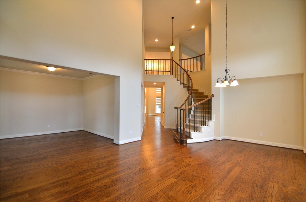 700 Addie Lane - Photo 1
