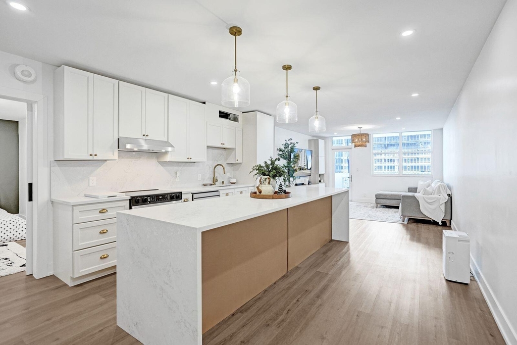 4250 Galt Ocean Drive - Photo 2