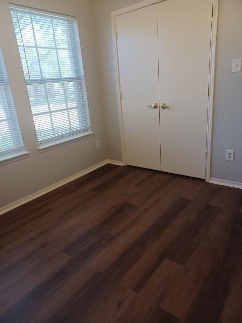 1025 Bainbridge Lane - Photo 3