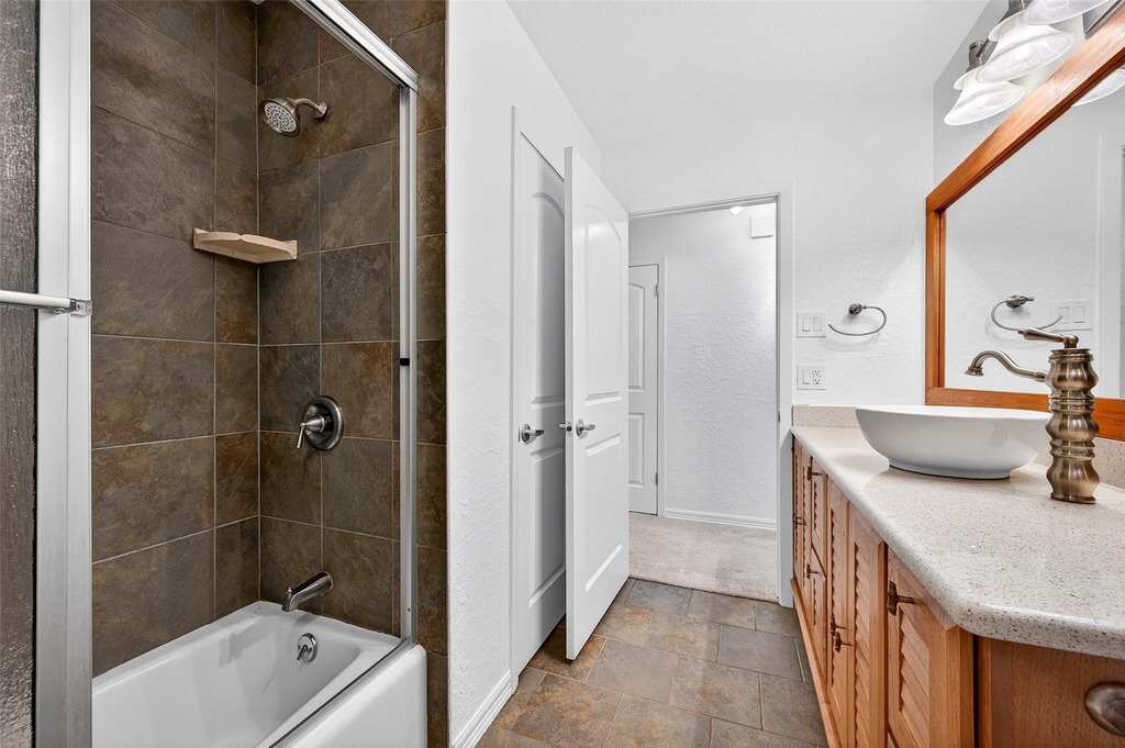 100 Kiowa Drive S - Photo 35