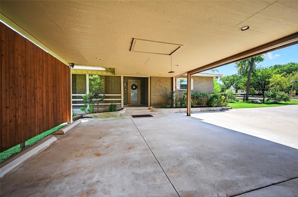 100 Kiowa Drive S - Photo 12