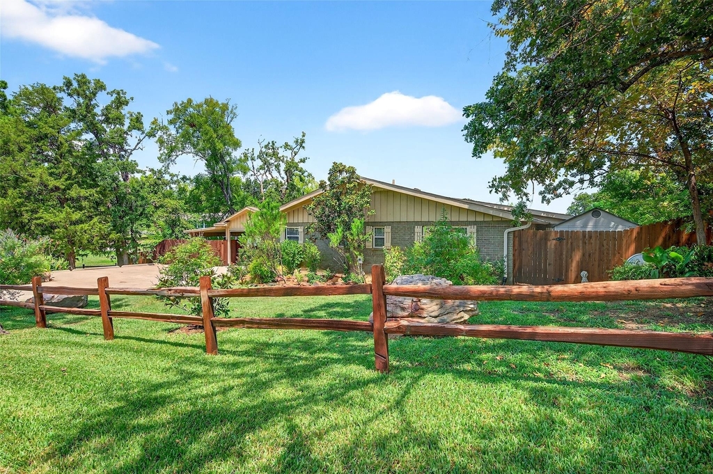 100 Kiowa Drive S - Photo 8