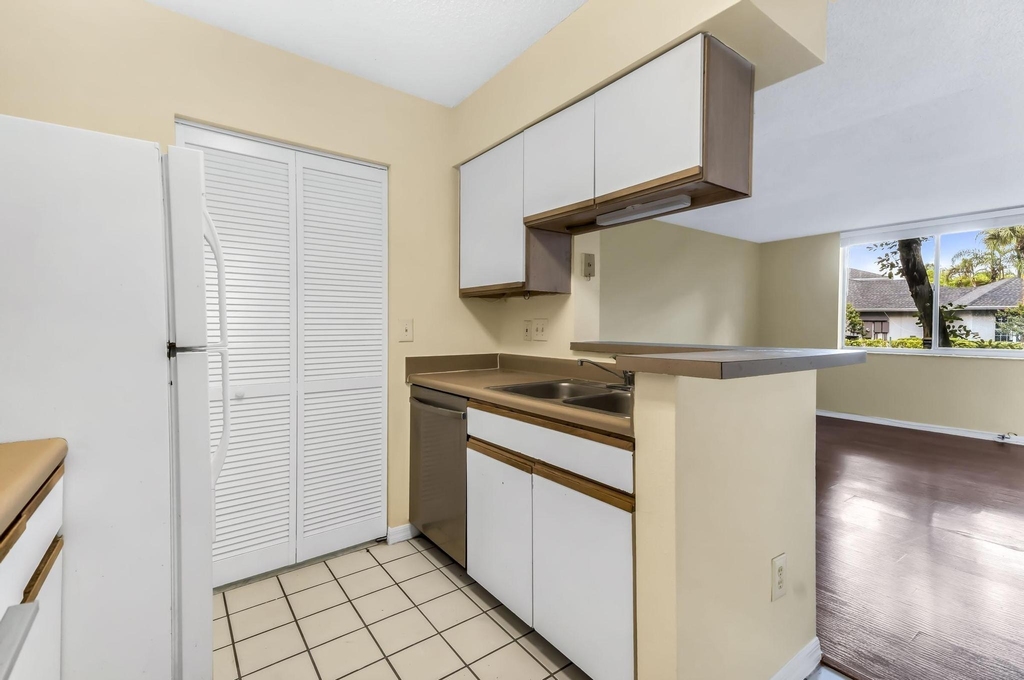 3985 W Mcnab Road - Photo 8