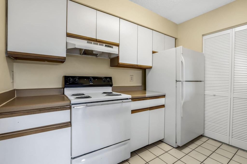 3985 W Mcnab Road - Photo 6