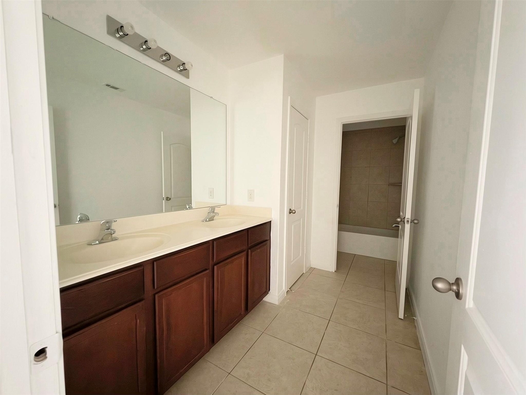 4405 Elderberry Street - Photo 10