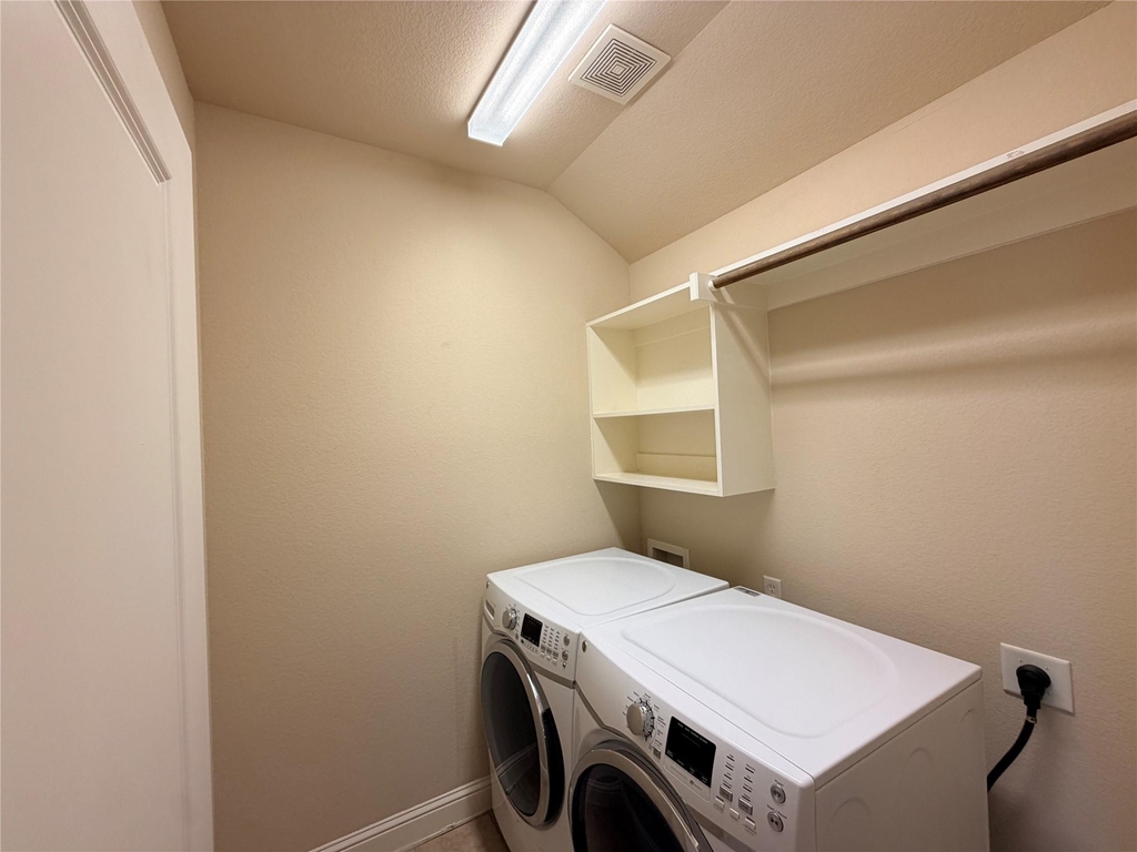 950 Brook Forest Lane - Photo 17