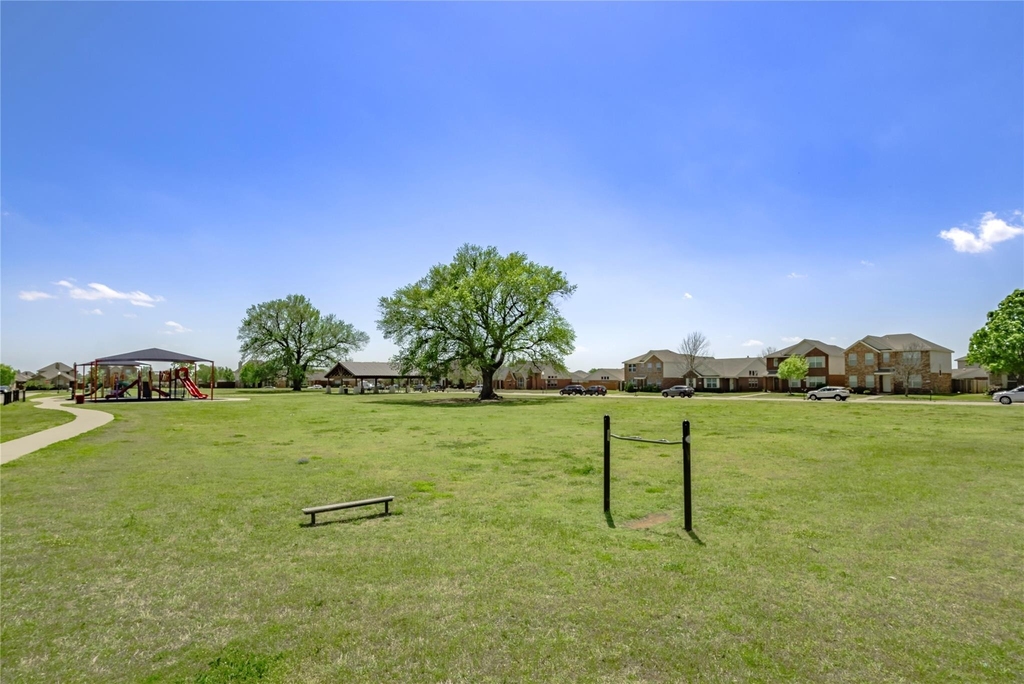 8915 Wild Rose Lane - Photo 35