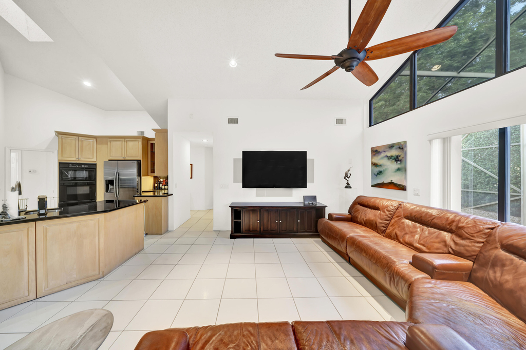 20513 Sausalito Drive - Photo 12