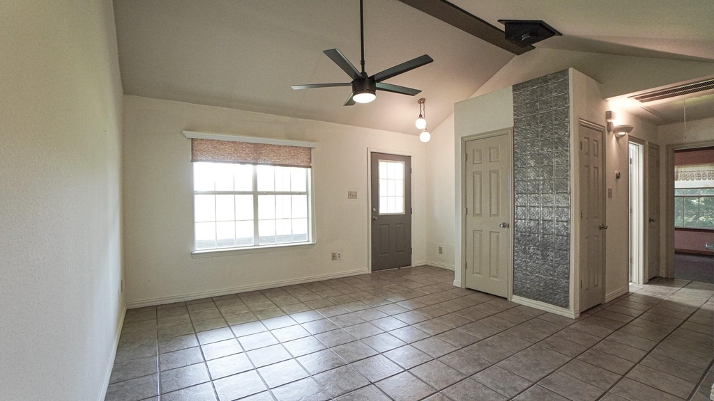 1044 N King Road - Photo 6