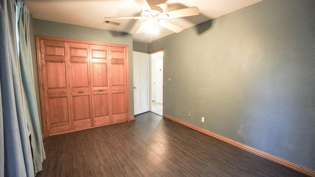 1044 N King Road - Photo 16